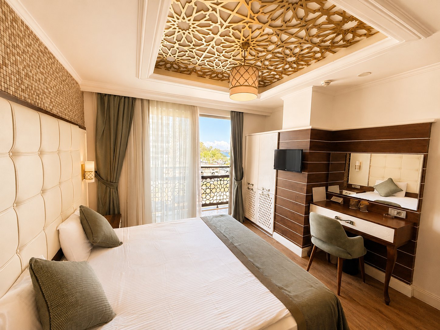 Deluxe Kısmi Deniz Manzaralı — 1